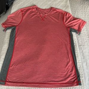 Lululemon Men’s Bundle Size Large workout shirts